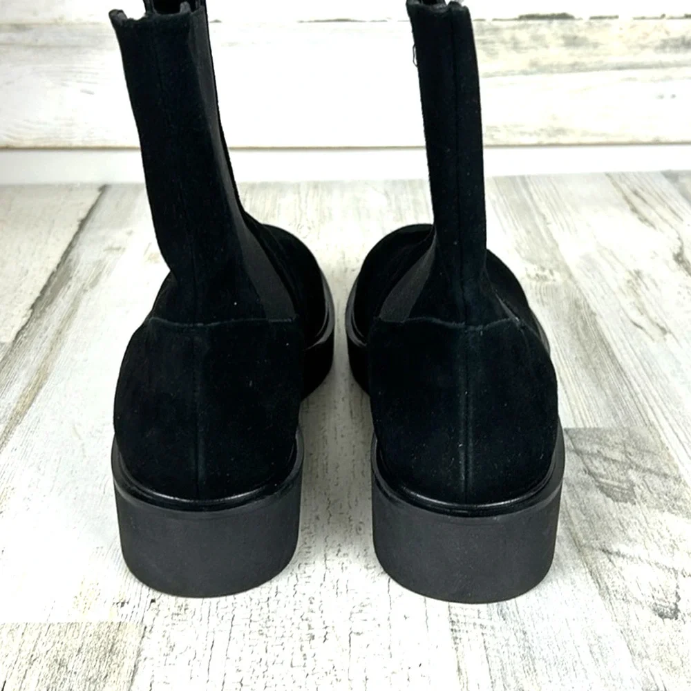 Stuart Weitzman Womens 9 Black Suede Henley Chelsea Boots Luxe Designer NEW